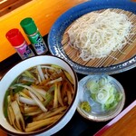 元祖 生そうめん めんめん - とりつけめん 780円