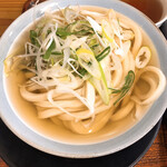 本格手打 いわしや - かけうどん（ひやあつ）です。（2020.1 byジプシーくん）