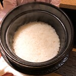 124307094 - 土鍋で炊いた米