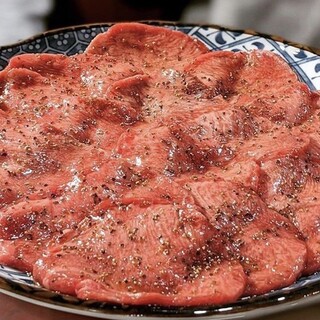 Carefully selected [Kalbi], [Harami], and [Tan] are also very popular! !