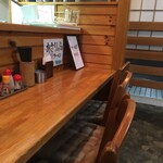 麺や 波音 - 店舗内観