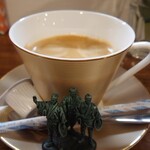 カフェ レストラン フルール - ブレンドコーヒー440円