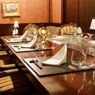 誕生日・記念日・デート等の大切なひと時に。接待の際にもご利用くださいませ。