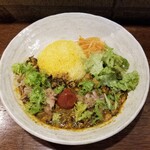 SPICY CURRY 魯珈 - 梅ひじき鶏キーマ～茗荷とわさび菜を添えて