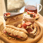 Fukushima Sugar - チョコがけいちごショート、いちごレアチーズ、いちごのタルト、いちごのエクレア、紅茶