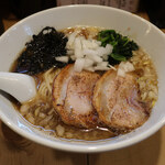 焼あご煮干ラーメン きち - あごの煮干の中華そば　※麺大盛り