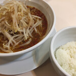 味世 - 台湾ラーメンハーフ&ライス小