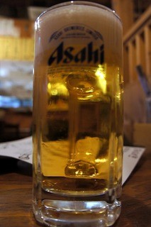 Yasuragiya - まずは、何時ものように、これからでしょう。 アサヒの生ビールです。 乾杯！ ぷふぁ～、旨い！！ さ～て、今日も美味しい物を食べましょう。