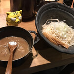 北野坂 奥 - もつつけ麺2玉　950円（税込）