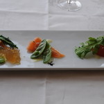 デ アドミラル - 地元産春野菜とニジマスのマリネ