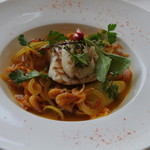 デ アドミラル - カワハギと魚介類のア・ラ・ナージュ　小海老の香り