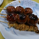 焼き鳥きむら - 肉だんご、シロ