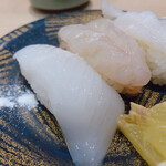 廻転寿司　まぐろ問屋 めぐみ水産 - ♦︎塩レモン3点盛り　495
            (あおりいか・生たこ・赤えび)