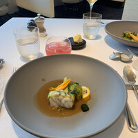 ベージュ アラン・デュカス 東京 - 