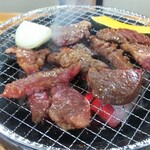 炭火焼肉 牛舞 - 絶品！焼き肉がほぼ焼けました(2020.01.27)