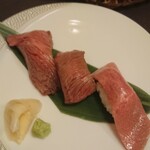 Moritaya - 肉寿司 980円 絶品！