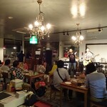 カフェ＆ミュージック ネネ - ライブ風景