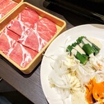 Shabuyou - 豚ロース食べ放題　土日ランチ1539円