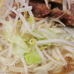 ラーメン二郎 - ヤサイ（そのまま）