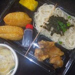 パーラー花 - 「そうめん弁当」現在はざるそばに変わっている．