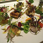 ヴァカンツァ - 前菜：春野菜のサラダ