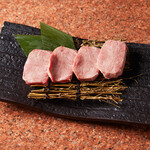 Sumibiyakiniku Yatsugu - 