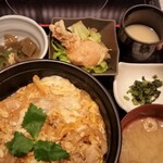 Hakata Hanamidori - 親子丼御膳。