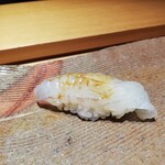 Sushi Benkei Umi - ひらめ