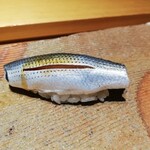 鮨 弁慶 海 - こはだ