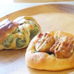 Boulangerie - 2019年6月　しそチキン【190円】抹茶あん【140円】