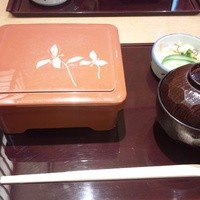 赤坂ふきぬき - 到着したうな重（竹）2,100円の開封前