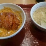 なか卯 - カツ丼とはいからうどん（小）のセット（690円）