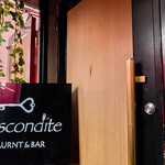 El・Escondite - 