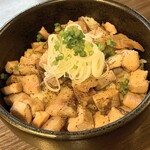 らぁ麺 紫陽花 - ・炙り肉飯 300円