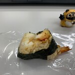 Onigiri Batake Harebare - 海老天断面