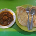 Restoran Ali Food Corner - ビーフカレーとロティチャナイ