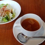Guriru Mantembo Shiazabu Jyuuban - ランチサラダ＆スープ