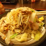 味里 - 「皿うどん」麺アップ