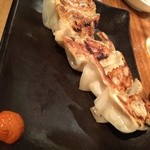 博多 一風堂 - 餃子、けっこう美味い。餃子専門店のようです。