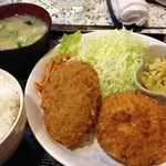 Gohan No Mise Kizuna - コロッケ定食600円