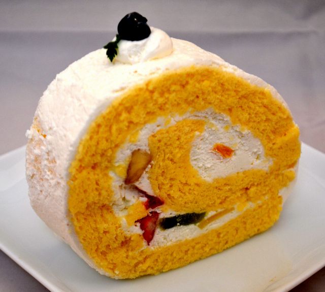 ロールケーキの うずまき屋 レインボーロード店 太田 高松 ケーキ 食べログ