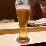 にい留 - 生ビールは薄張グラスで