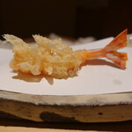 にい留 - ふたつ目はお好みで天つゆでもOKですがやはり塩かレモンが良いような？