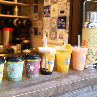 [takeaway only] Fruit tea shop attached