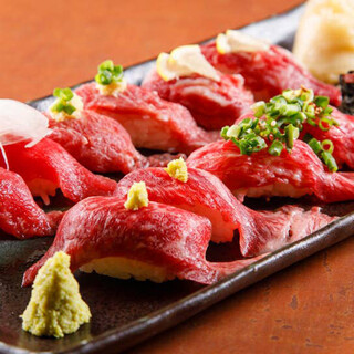 肉寿司を大特価で 赤身や上ハラミなど厳選7種の肉寿司 1分食べ放題 980円 個室 創作和食 凛 難波店 りん 大阪難波 居酒屋 食べログ 肉寿司を大特価で 赤身や上ハラミなど厳選7種の肉寿司 1分食べ放題 980円 個室 創作和食 凛 難波店 りん 大阪難波 居酒屋 食べログ