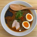 チリトマ ラーメン THANK - 塩玉子付きチリトマラーメン (950円)