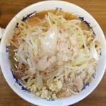 ラーメン二郎 - 小豚ラーメン800円
            麺少な目