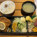 アルシノエ - ヒレカツ弁当　1,000円税込