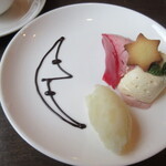 三日月 - ラズベリーのレアチーズ