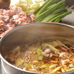 やきとり 鍋料理 力 - 「力」特製コリコリもつ鍋